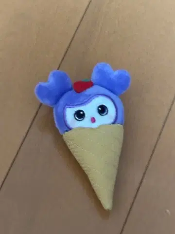 TWICE LOVELYS 아이스 봉제 인형 배치 서브리 사나