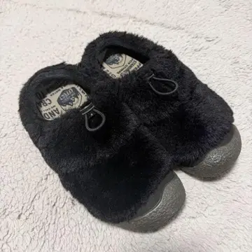 KEEN HOWSERIII SLIDE 23cm