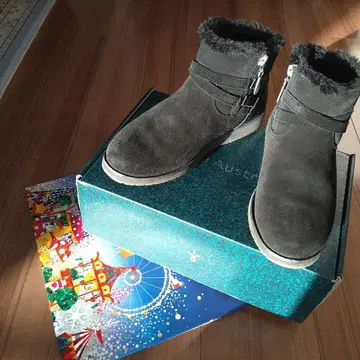 EMU 38 블랙 부츠