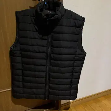 블랙 퀼팅 베스트