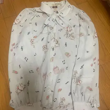 디즈니 마리 시크릿 허니 셔츠