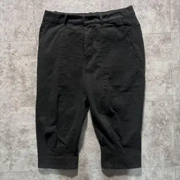 The Viridi-anne 도즈메 크롭 팬츠 dark wear 블랙