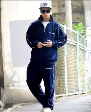 dawn of proof 벨로아 셋업 M 사이즈