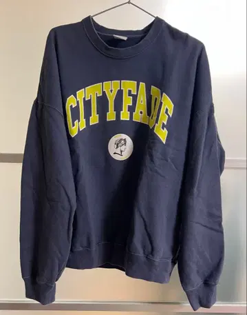 미스터 젠틀맨 시티페이드 맨투맨