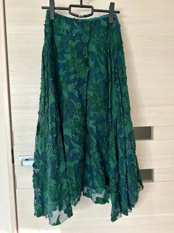 완판템 greed international 자카드 스커트