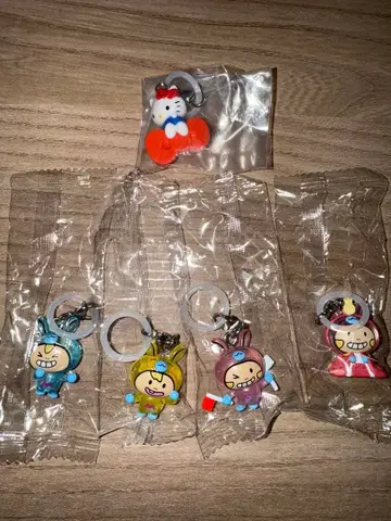 미니모니. 메지루시 액세서리 세미 컴프 아메리칸 리본 키티