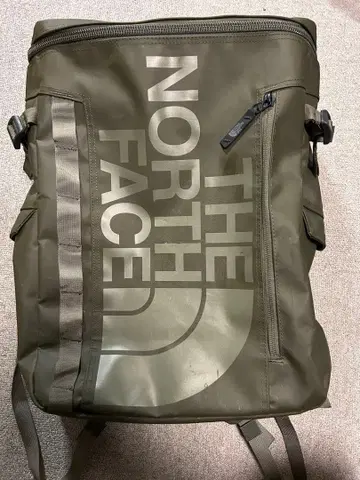 THE NORTH FACE 올리브 그린 백팩