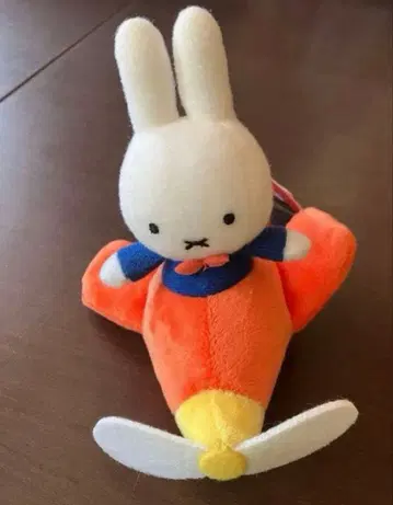 하우텐보스 나인체 비행기 미피 마스코트 키체인 비행기