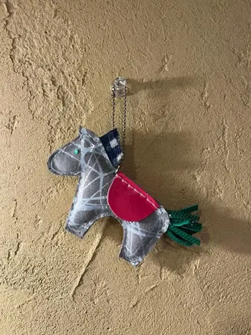 TV에서 소개된 [행운을 부르는 가죽 호스 참]