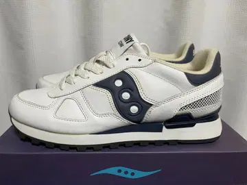 새상품 2002년 써코니 쉐도우 27.0cm 화이트 네이비