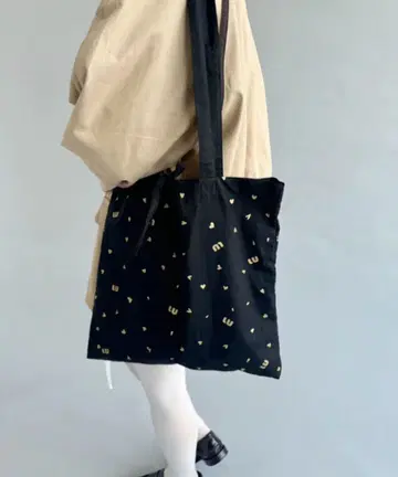 새상품 에디트 포 루 토트백 LU 하트 토트백