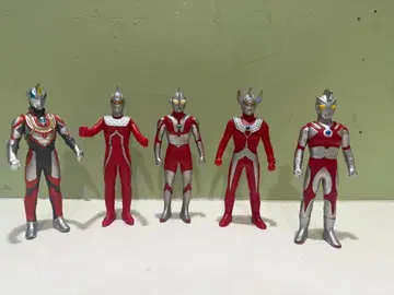[ 울트라맨 ] 소프트 비닐 피규어 5체 세트