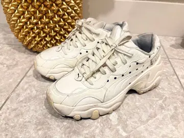 PUMA PULSAR WEDGE 도트 dot 통굽 화이트 스니커즈