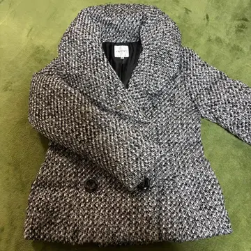 인디비 트위드 숏코트 울 혼방 블랙 화이트