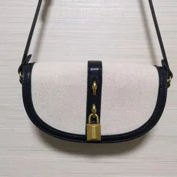 ZARA 숄더백 새상품급