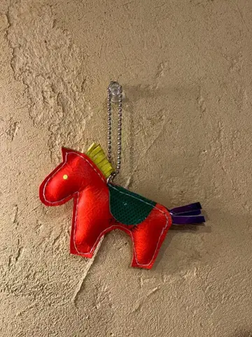 TV에서 소개된 [행운을 부르는 가죽 호스 참]