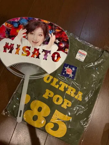 와타나베 미사토 T셔츠 부채 핀 배지 미사용