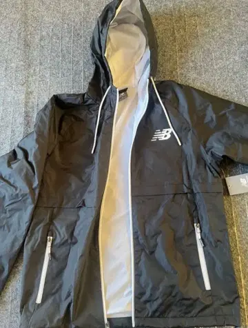 [ 미사용품 ] New Balance 나일론 자켓