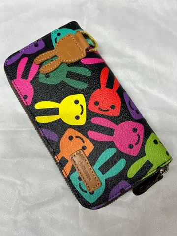 CUNE CSP 토끼 롱 지갑