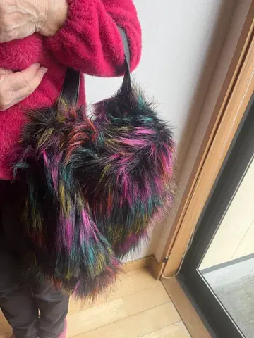 컬러풀 퍼 숄더백