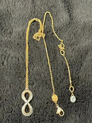 스와로브스키 인피니티 목걸이