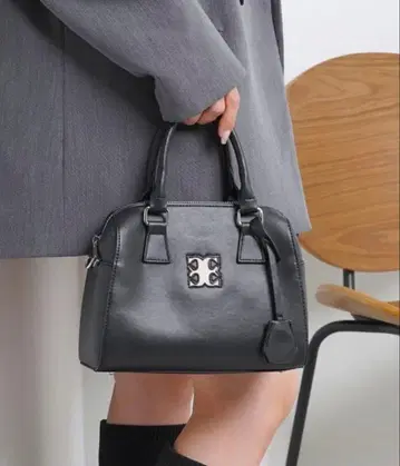 Chico 배색 엠보싱 보스턴 백