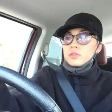 [ 코무돗토 유타 착용 ] 레어 칼하트 캡