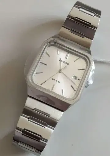 CASIO 카시오 일본 미발매 모델 스퀘어 케이스 미사용 새상품