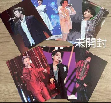 1BTS ON:E POSTCARD SET