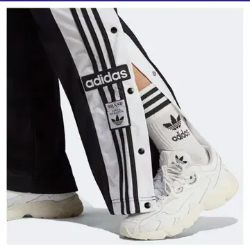 아디다스 오리지널 아디브레이크 트랙 팬츠 S 블랙 저지