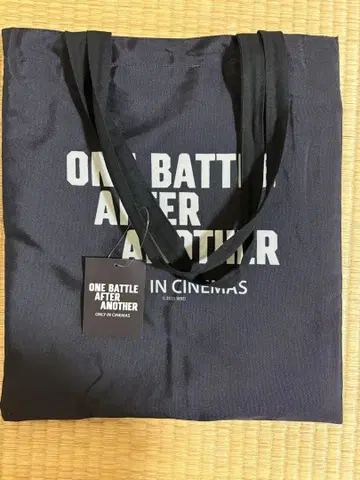 영화 [원 배틀 애프터 어나더] 토트백