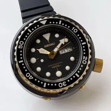 SEIKO 프로페셔널 다이버 1000m SSBS018