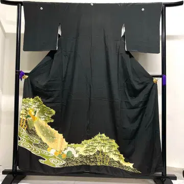 블랙 토메소데 금마자수 자수 봉황 간세수 금채 기모노 124tz