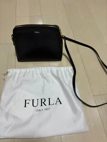 FURLA 숄더백 수납 가방 포함