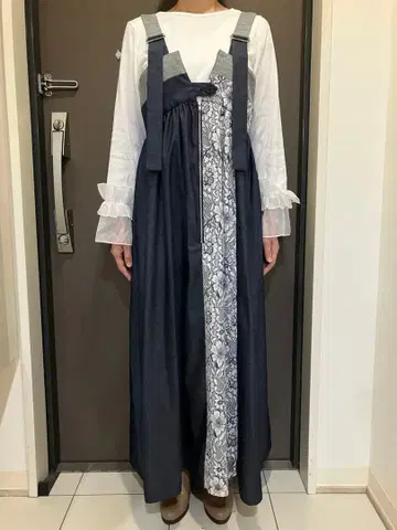 Eimee Law 레이스 절개 오버롤 스커트 네이비