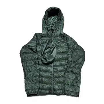 UNIQLO 유니클로 울트라 라이트 다운 다운 자켓 M 사이즈