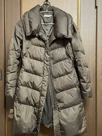 유니클로 L 사이즈 롱 다운 자켓