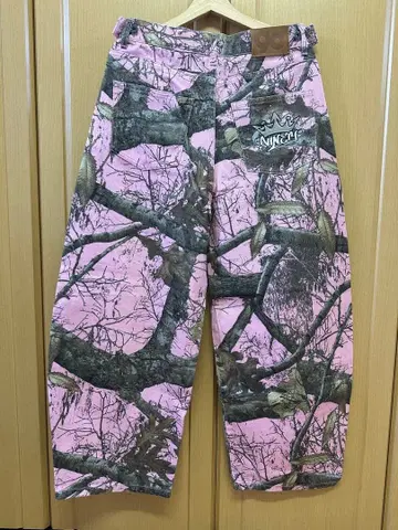 9090 OG Logo Painted Denim Pants 리 알트리