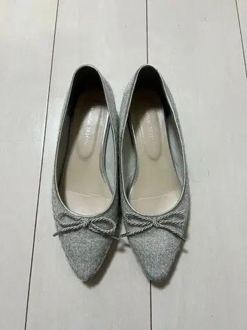 [ 새상품급 ] Oriental traffic 실버 리본 펌프스 36