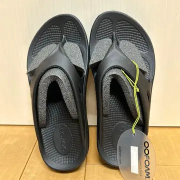 [새상품] OOFOS 샌들