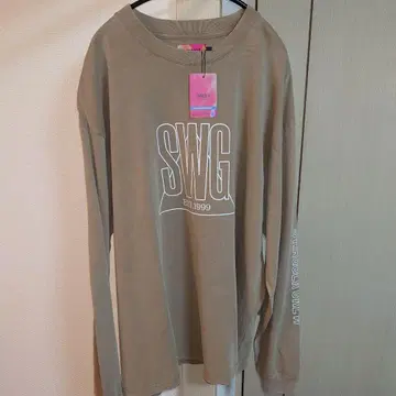 SWAGGER 베이지 로고 긴팔 티셔츠 택 포함