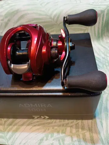 다이와 19 어드미라 100H 우회전