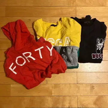 bucca44 맨투맨 3개