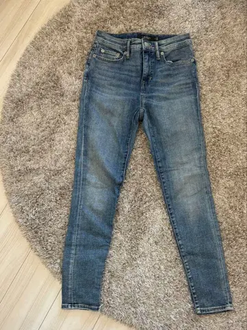 [ 새상품급 ] 로렌 스키니 청바지