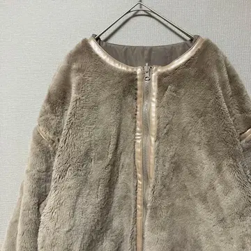 클래식 엘프 노카라 리버서블 퍼&패딩 자켓(L) 브라운