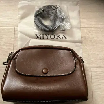 새상품 미사용품 MIYORA 브라운 숄더백 가죽
