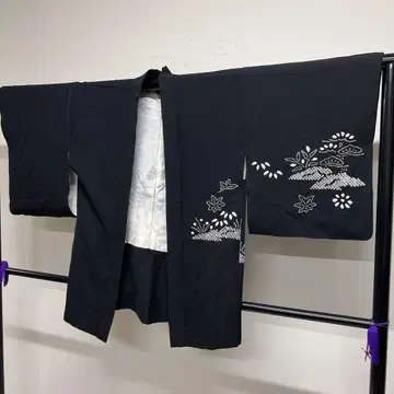 겉옷 조임 단풍 소나무 꽃 무늬 모노톤 기모노 124tz