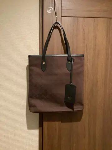 DAKS 브라운 토트백