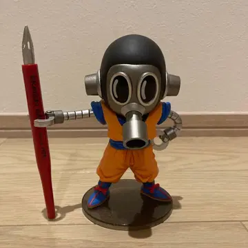 드래곤볼 토리야마 로보 MEGA 월드 컬렉터블 피규어 토리야마 아키라