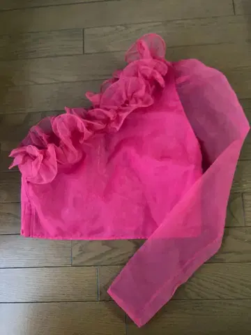 [ 새상품급, 쇼킹 핑크 시스루 ] 어레인지력 발군! 원 오프숄더